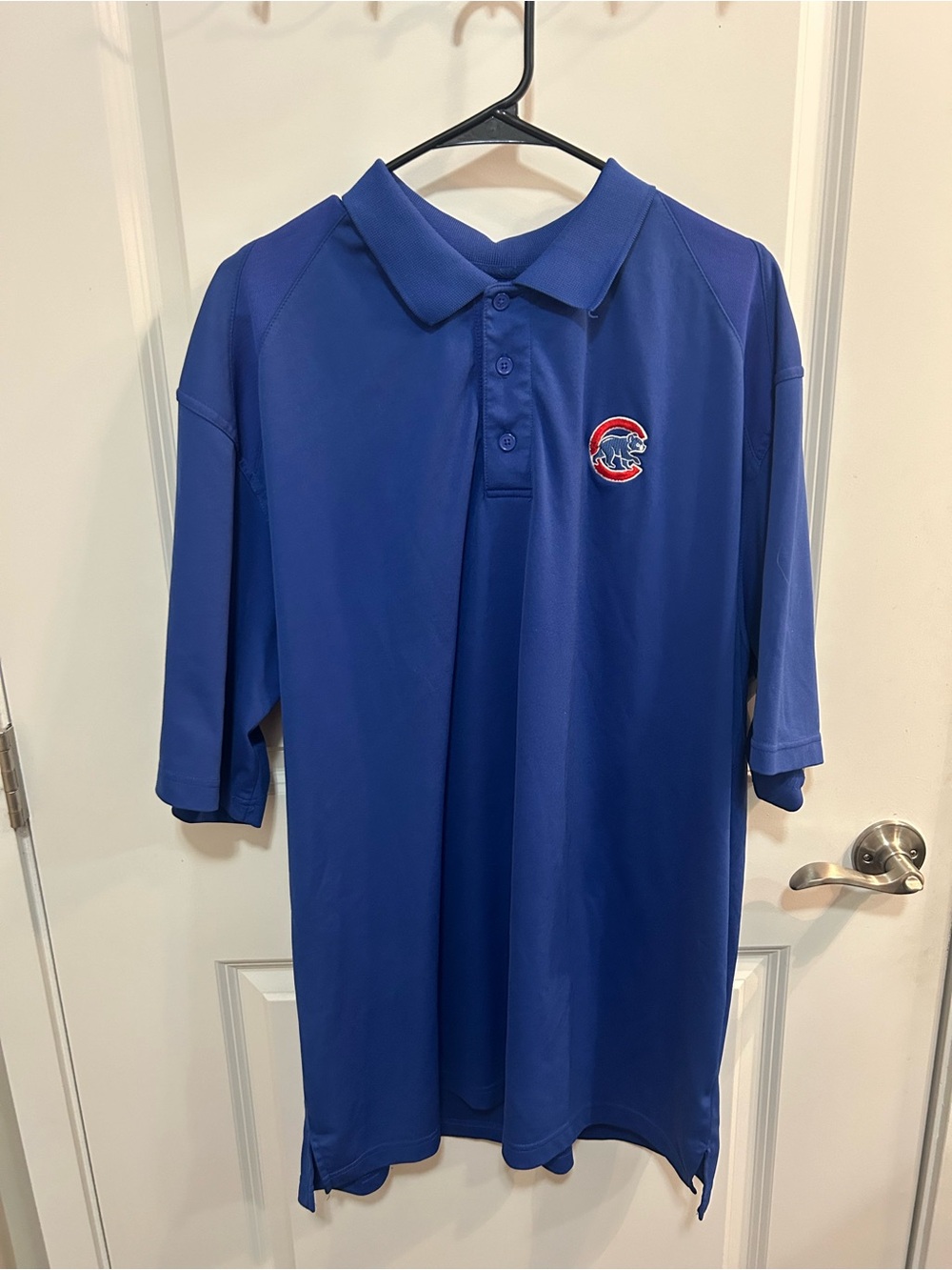 Chicago Cubs Blue Logo Polo Majestic Men’s Shirt Size 2XL Baseball Sporty Spring